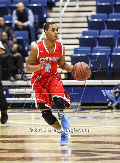 Thumbnail 1 in Oakland vs. Kenwood (Oakland Legends Classic) photogallery.
