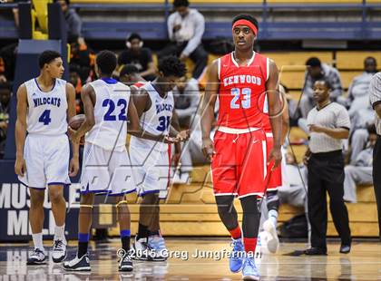 Thumbnail 1 in Oakland vs. Kenwood (Oakland Legends Classic) photogallery.
