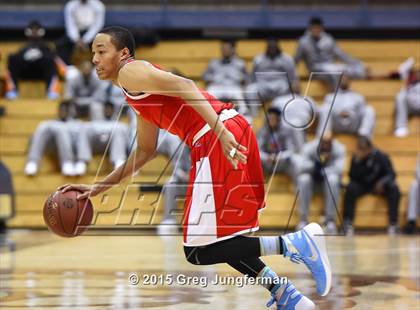 Thumbnail 3 in Oakland vs. Kenwood (Oakland Legends Classic) photogallery.