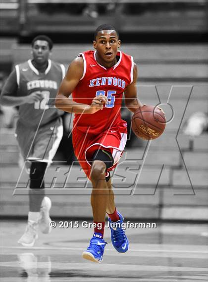 Thumbnail 1 in Oakland vs. Kenwood (Oakland Legends Classic) photogallery.