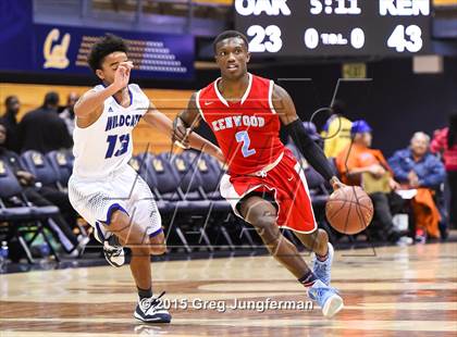 Thumbnail 1 in Oakland vs. Kenwood (Oakland Legends Classic) photogallery.