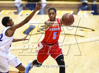 Thumbnail 2 in Oakland vs. Kenwood (Oakland Legends Classic) photogallery.