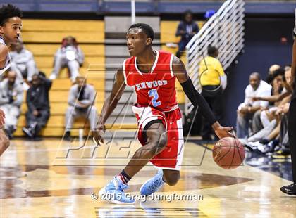 Thumbnail 1 in Oakland vs. Kenwood (Oakland Legends Classic) photogallery.