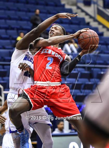 Thumbnail 2 in Oakland vs. Kenwood (Oakland Legends Classic) photogallery.