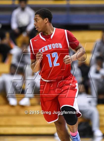Thumbnail 1 in Oakland vs. Kenwood (Oakland Legends Classic) photogallery.