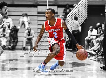 Thumbnail 2 in Oakland vs. Kenwood (Oakland Legends Classic) photogallery.