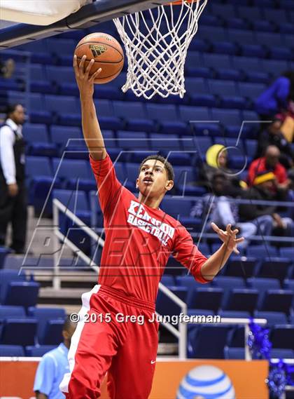 Thumbnail 2 in Oakland vs. Kenwood (Oakland Legends Classic) photogallery.