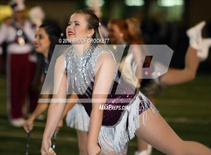 Thumbnail 2 in Mt. Vernon vs. White Oak (3A Div.1 Region 2 Bi-District Final) photogallery.