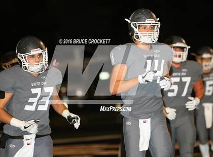 Thumbnail 2 in Mt. Vernon vs. White Oak (3A Div.1 Region 2 Bi-District Final) photogallery.