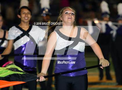 Thumbnail 1 in Mt. Vernon vs. White Oak (3A Div.1 Region 2 Bi-District Final) photogallery.