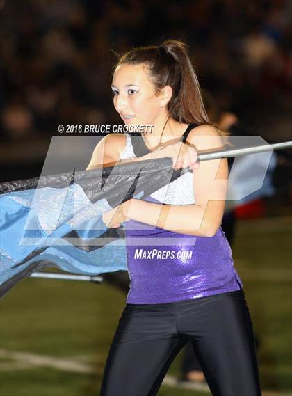 Thumbnail 1 in Mt. Vernon vs. White Oak (3A Div.1 Region 2 Bi-District Final) photogallery.