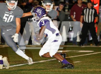 Thumbnail 3 in Mt. Vernon vs. White Oak (3A Div.1 Region 2 Bi-District Final) photogallery.