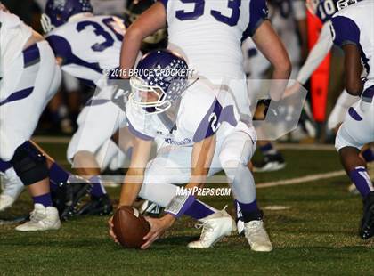 Thumbnail 3 in Mt. Vernon vs. White Oak (3A Div.1 Region 2 Bi-District Final) photogallery.
