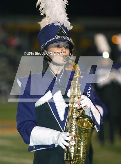 Thumbnail 3 in Mt. Vernon vs. White Oak (3A Div.1 Region 2 Bi-District Final) photogallery.