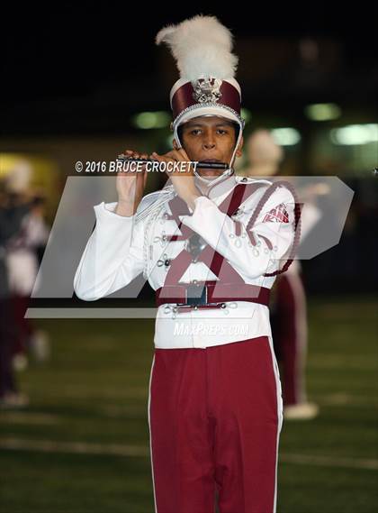 Thumbnail 3 in Mt. Vernon vs. White Oak (3A Div.1 Region 2 Bi-District Final) photogallery.