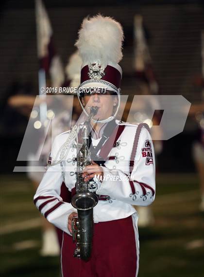 Thumbnail 3 in Mt. Vernon vs. White Oak (3A Div.1 Region 2 Bi-District Final) photogallery.