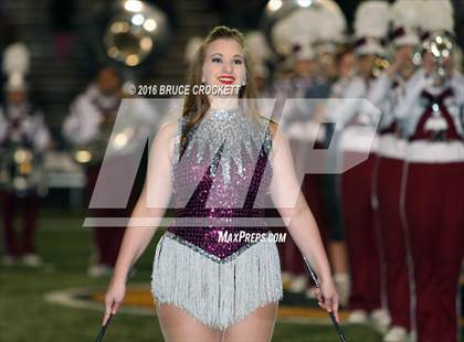 Thumbnail 2 in Mt. Vernon vs. White Oak (3A Div.1 Region 2 Bi-District Final) photogallery.