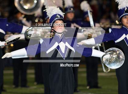 Thumbnail 3 in Mt. Vernon vs. White Oak (3A Div.1 Region 2 Bi-District Final) photogallery.
