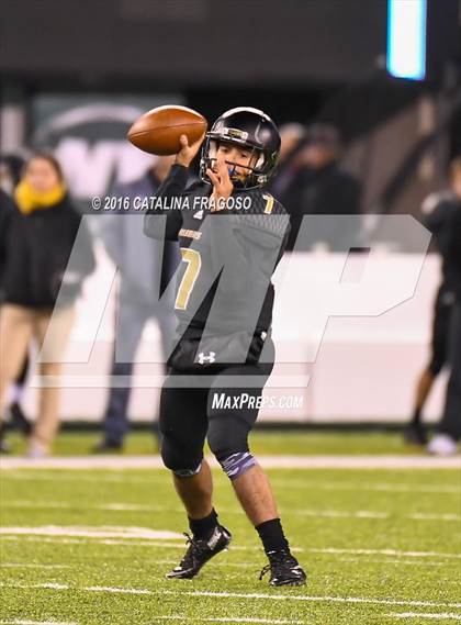 Thumbnail 2 in Paramus Catholic vs. St. Peter's Prep (NJSIAA Non-Public Group 4 Final) photogallery.