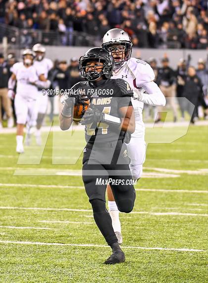 Thumbnail 2 in Paramus Catholic vs. St. Peter's Prep (NJSIAA Non-Public Group 4 Final) photogallery.