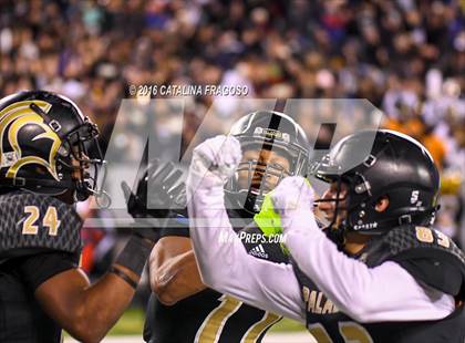 Thumbnail 3 in Paramus Catholic vs. St. Peter's Prep (NJSIAA Non-Public Group 4 Final) photogallery.