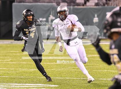 Thumbnail 2 in Paramus Catholic vs. St. Peter's Prep (NJSIAA Non-Public Group 4 Final) photogallery.