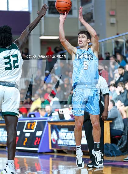 Thumbnail 3 in First Flight vs Northwood (John Wall Holiday Invitational) photogallery.