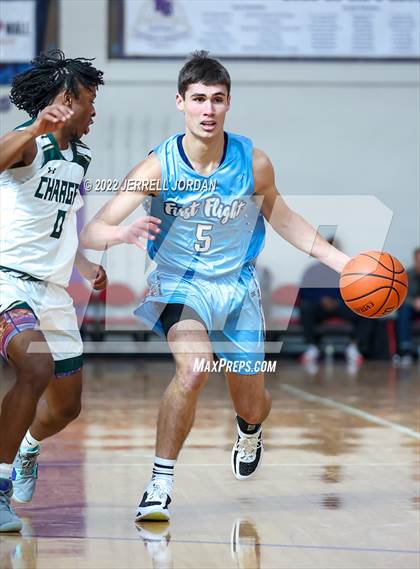 Thumbnail 3 in First Flight vs Northwood (John Wall Holiday Invitational) photogallery.
