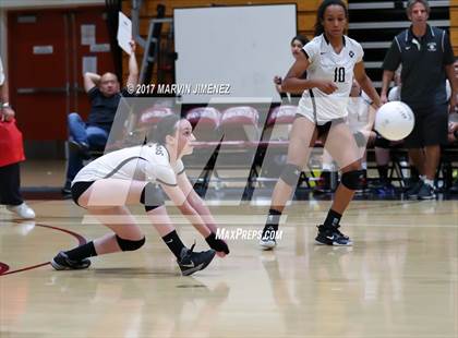 Thumbnail 1 in Oaks Christian vs Calabasas photogallery.