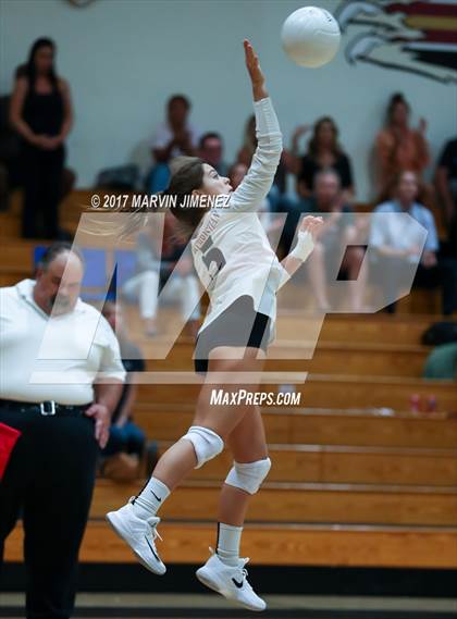 Thumbnail 1 in Oaks Christian vs Calabasas photogallery.