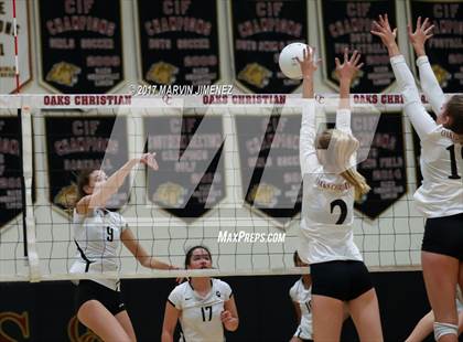 Thumbnail 1 in Oaks Christian vs Calabasas photogallery.