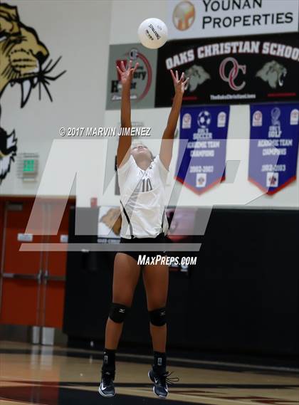 Thumbnail 1 in Oaks Christian vs Calabasas photogallery.