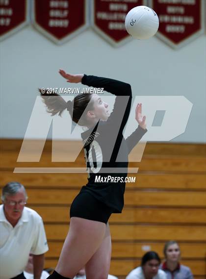 Thumbnail 1 in Oaks Christian vs Calabasas photogallery.