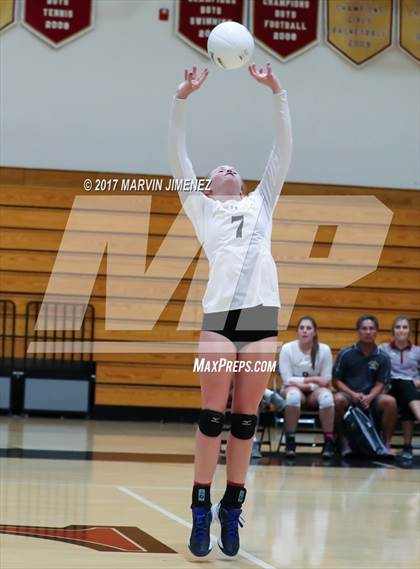 Thumbnail 1 in Oaks Christian vs Calabasas photogallery.