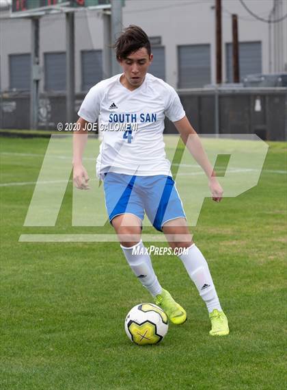 Thumbnail 3 in Johnson vs South San Antonio (NEISD Soccer Tournament) photogallery.
