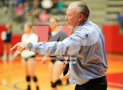 Thumbnail 2 in Midlothian vs Forney (UIL 5A Regional Quarterfinal) photogallery.