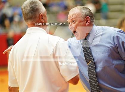 Thumbnail 3 in Midlothian vs Forney (UIL 5A Regional Quarterfinal) photogallery.