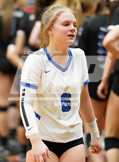 Thumbnail 3 in Midlothian vs Forney (UIL 5A Regional Quarterfinal) photogallery.