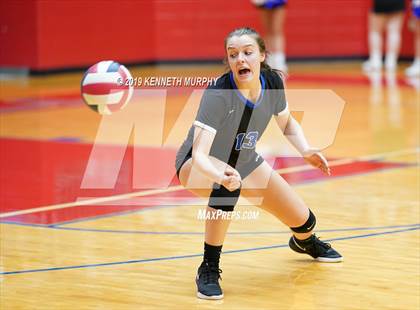 Thumbnail 2 in Midlothian vs Forney (UIL 5A Regional Quarterfinal) photogallery.