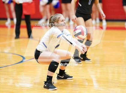 Thumbnail 2 in Midlothian vs Forney (UIL 5A Regional Quarterfinal) photogallery.