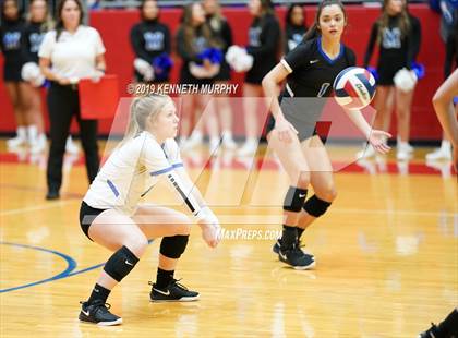 Thumbnail 3 in Midlothian vs Forney (UIL 5A Regional Quarterfinal) photogallery.