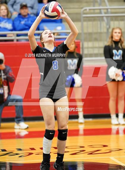 Thumbnail 2 in Midlothian vs Forney (UIL 5A Regional Quarterfinal) photogallery.