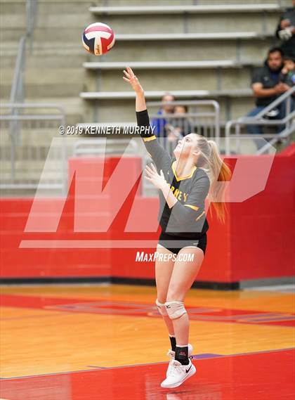 Thumbnail 1 in Midlothian vs Forney (UIL 5A Regional Quarterfinal) photogallery.
