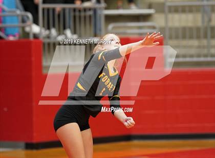 Thumbnail 1 in Midlothian vs Forney (UIL 5A Regional Quarterfinal) photogallery.