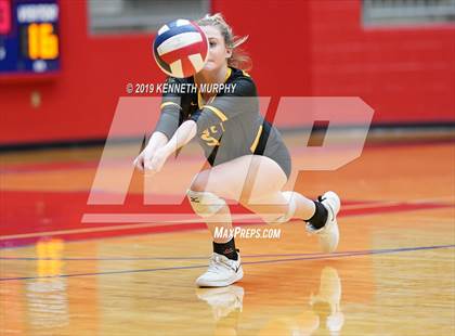 Thumbnail 1 in Midlothian vs Forney (UIL 5A Regional Quarterfinal) photogallery.
