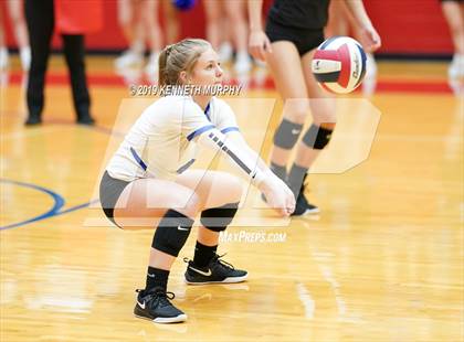 Thumbnail 1 in Midlothian vs Forney (UIL 5A Regional Quarterfinal) photogallery.
