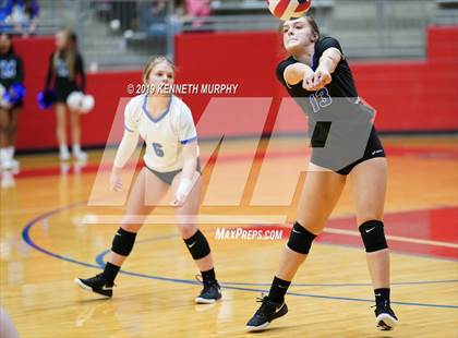 Thumbnail 2 in Midlothian vs Forney (UIL 5A Regional Quarterfinal) photogallery.