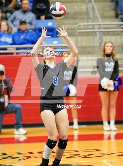 Thumbnail 1 in Midlothian vs Forney (UIL 5A Regional Quarterfinal) photogallery.