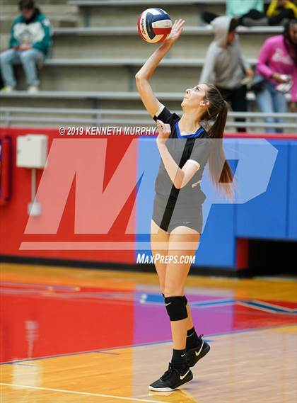 Thumbnail 3 in Midlothian vs Forney (UIL 5A Regional Quarterfinal) photogallery.