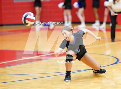 Thumbnail 2 in Midlothian vs Forney (UIL 5A Regional Quarterfinal) photogallery.